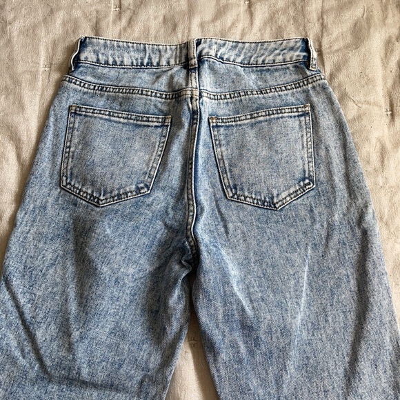 PacSun Mom style jeans light wash- size 25 - Picture 5 of 5